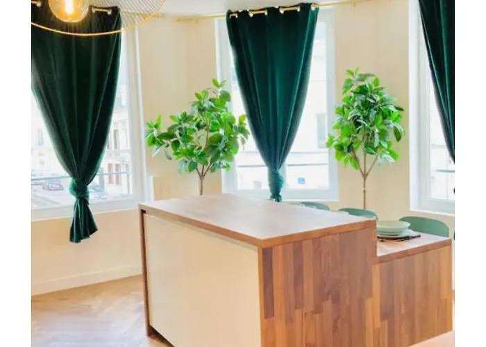 F2 Proche Commodite アパート ルーアン