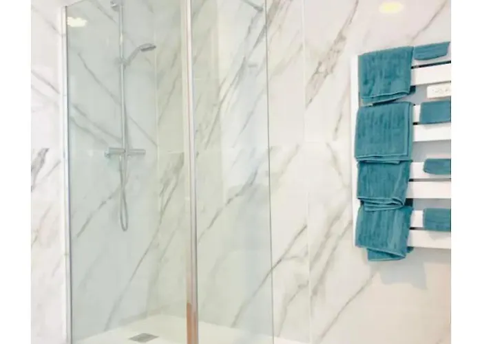 F2 Proche Commodite アパート ルーアン